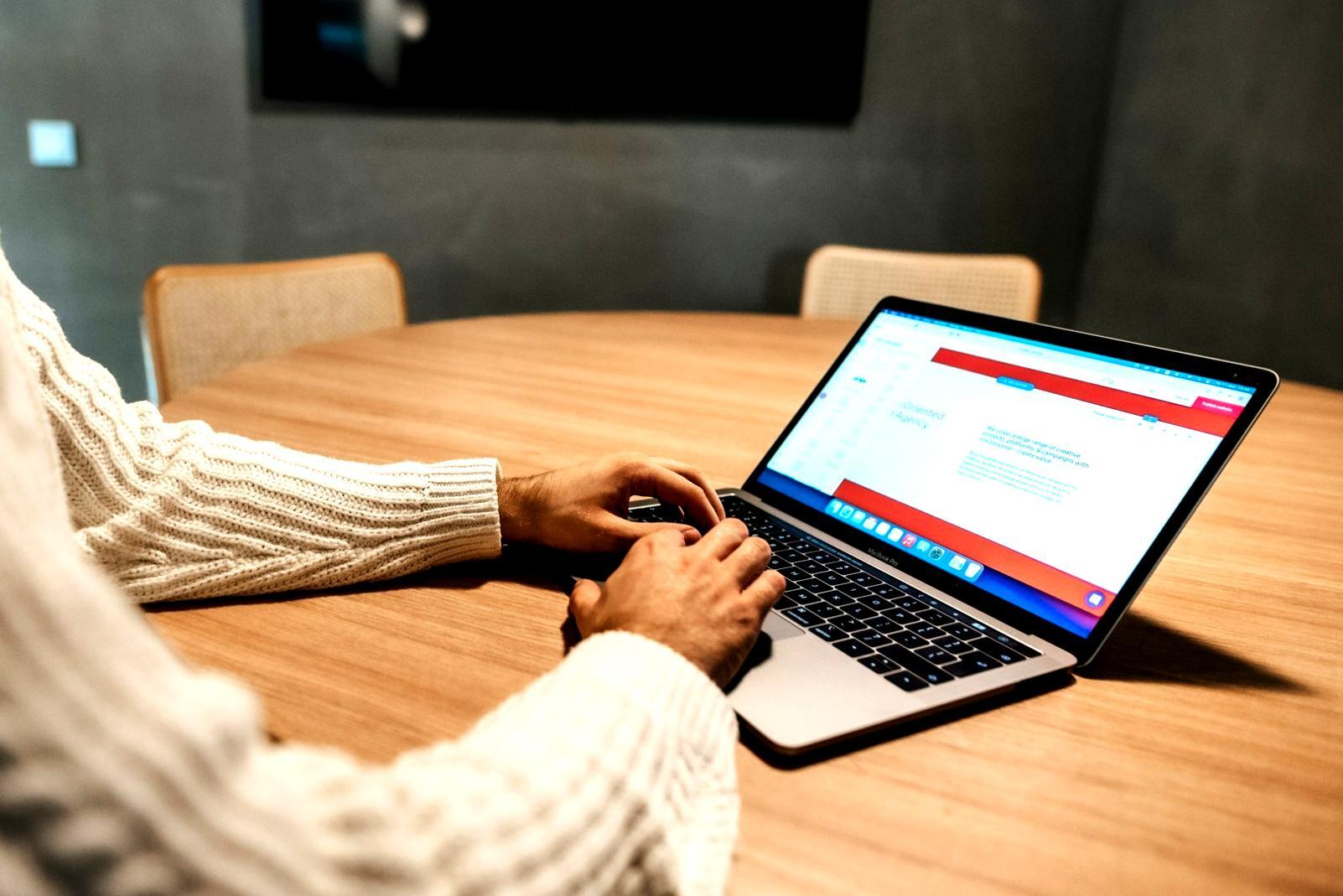 Technische Einrichtung für Online-Lernen